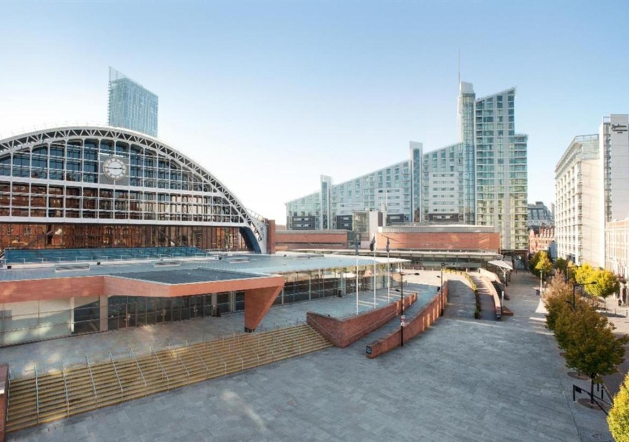 The Middlewood Plaza - By Parydise - Business Or Leisure Stays, Location, Sleeps 4, Salford Appartement *
