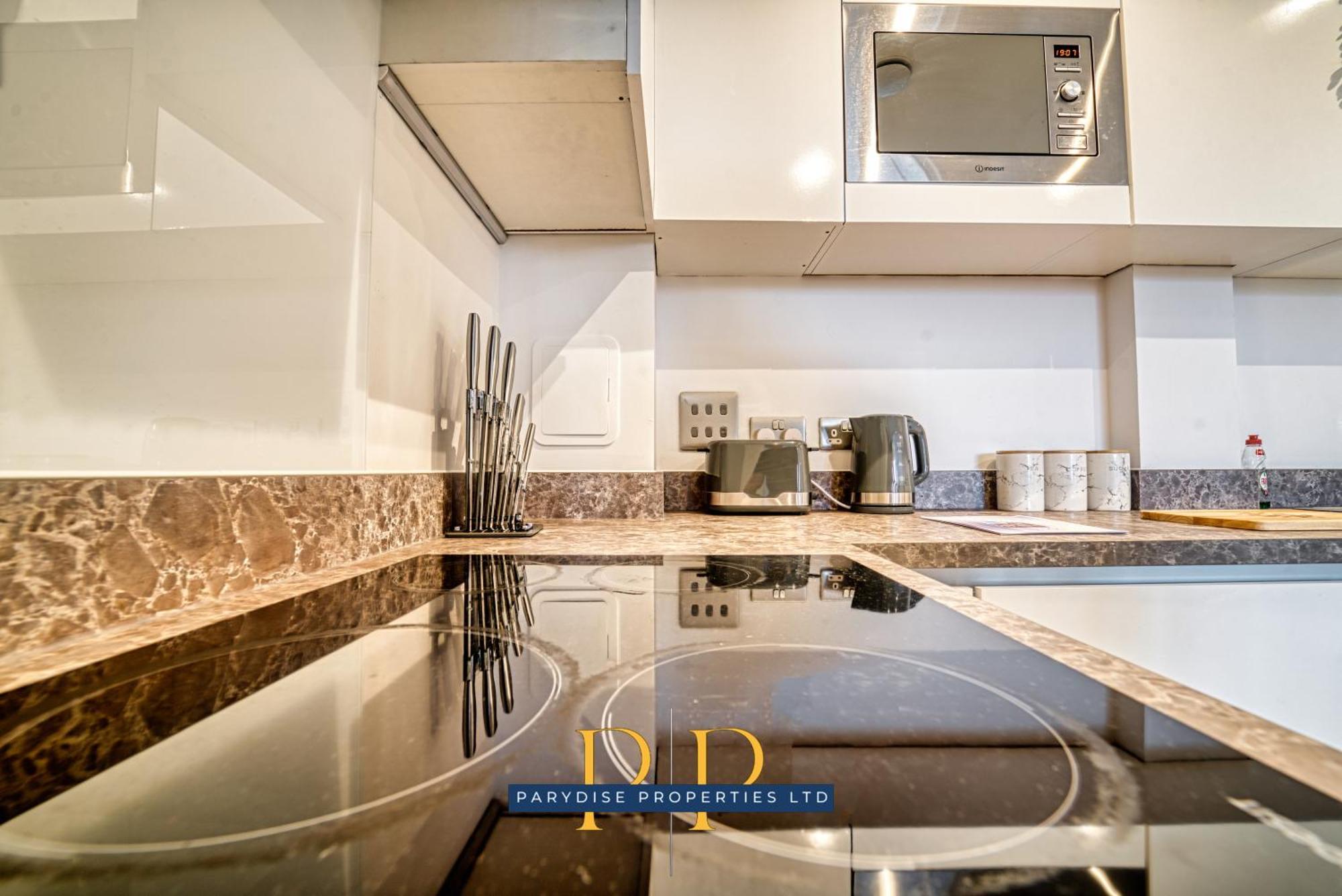 Middlewood Plaza Suite: Salford By Parydise * Manchester